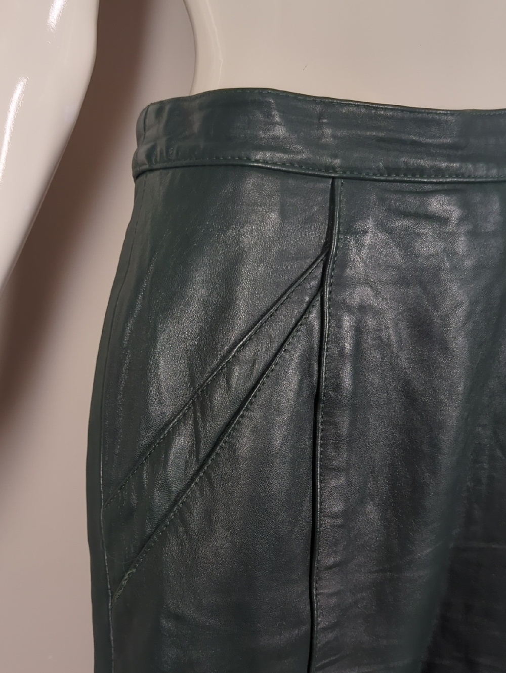 Vintage Dark Green Leather Pencil Skirt Size 6 - Picture 4 of 6